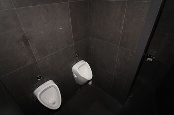 Pronájem kancelářských prostor 518 m², Praha 3 - Vinohrady