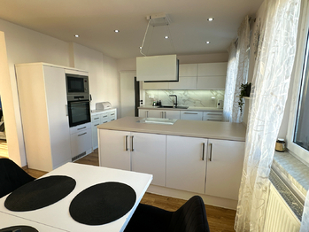 Prodej domu 300 m², Tachov