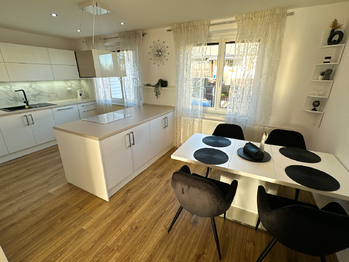 Prodej domu 300 m², Tachov