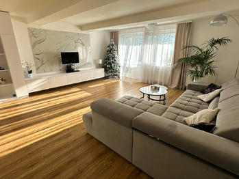 Prodej domu 300 m², Tachov