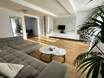 Prodej domu 300 m², Tachov