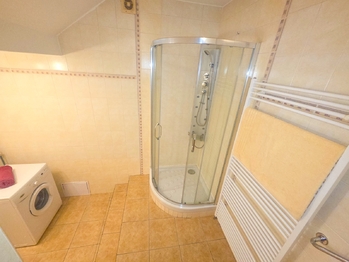 koupelna - Prodej bytu 2+1 v osobním vlastnictví 50 m², České Budějovice