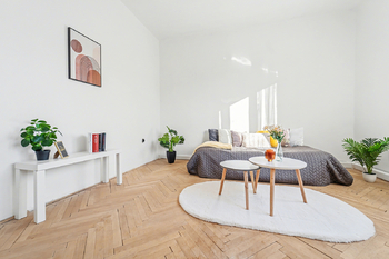 Obývací pokoj - Prodej bytu 2+1 v osobním vlastnictví 50 m², Praha 10 - Strašnice