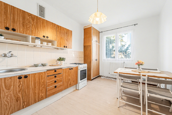Kuchyň - Prodej bytu 2+1 v osobním vlastnictví 50 m², Praha 10 - Strašnice