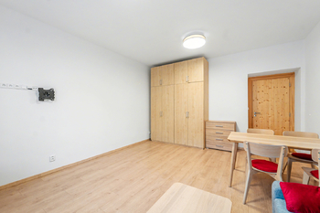 Pronájem bytu 2+1 v osobním vlastnictví 56 m², Praha 3 - Žižkov