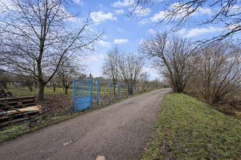 Prodej pozemku 1424 m², Břeclav