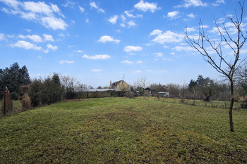 Prodej pozemku 1424 m², Břeclav