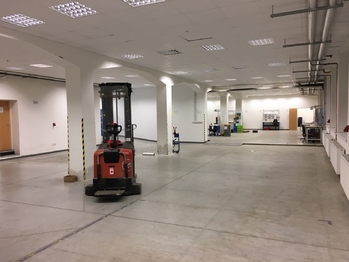 Pronájem výrobních prostor 295 m², Rožnov pod Radhoštěm