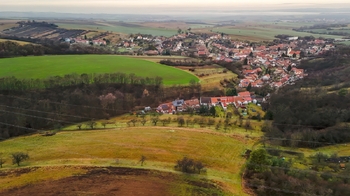 Prodej pozemku 2139 m², Nížkovice