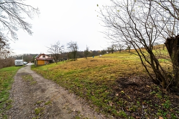 Prodej pozemku 2139 m², Nížkovice