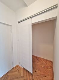 Pronájem bytu 1+1 v osobním vlastnictví 41 m², Praha 4 - Podolí