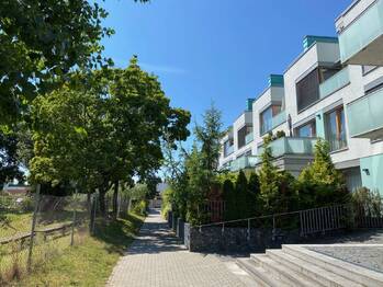 Pronájem bytu 3+kk v osobním vlastnictví 99 m², Černošice