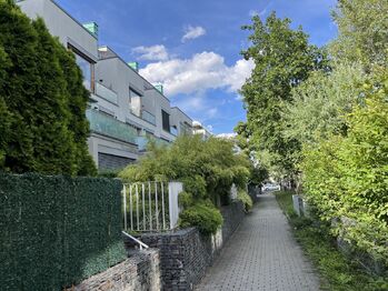 Pronájem bytu 3+kk v osobním vlastnictví 99 m², Černošice