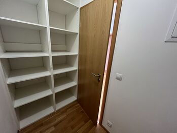 Pronájem bytu 3+kk v osobním vlastnictví 99 m², Černošice