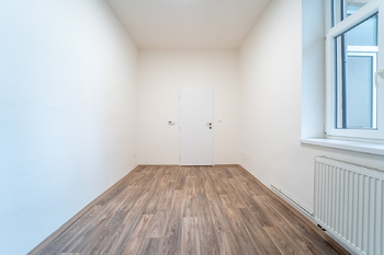 Dětský pokoj - Pronájem bytu 2+1 v osobním vlastnictví 54 m², Kolín