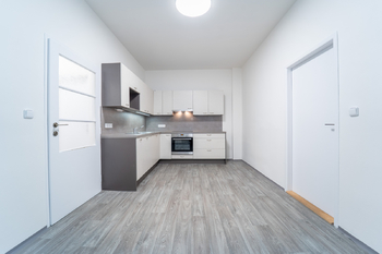 Pronájem bytu 2+1 v osobním vlastnictví 54 m², Kolín