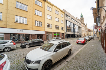 Pohled na dům v Zámecké ulici - Pronájem bytu 2+1 v osobním vlastnictví 54 m², Kolín