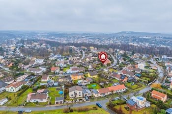 Pohled na celou čtvrť - Prodej domu 53 m², Kladno