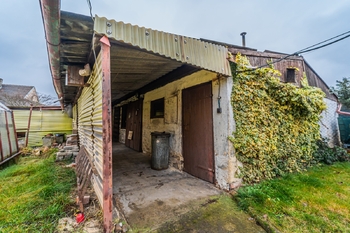 Kůlna a domek na uskladnění - Prodej domu 53 m², Kladno