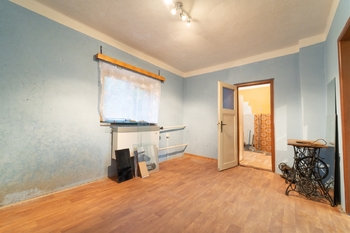 Pokoj - Prodej domu 53 m², Kladno