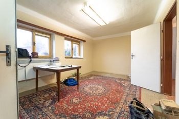 Pokoj - Prodej domu 53 m², Kladno