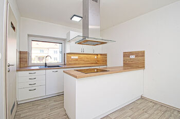 Pronájem domu 76 m², Štěnovice