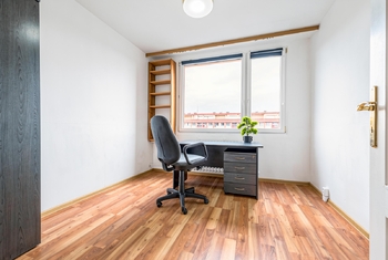 Pronájem bytu 3+1 v osobním vlastnictví 71 m², Praha 8 - Kobylisy