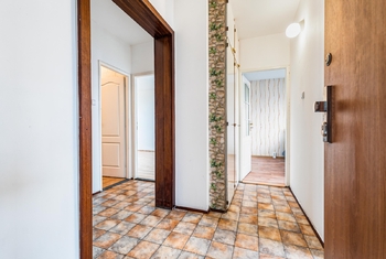 Pronájem bytu 3+1 v osobním vlastnictví 71 m², Praha 8 - Kobylisy