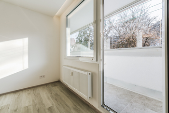 Pronájem bytu 3+1 v osobním vlastnictví 69 m², Praha 9 - Střížkov