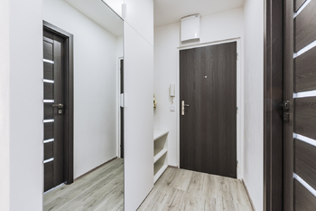 Pronájem bytu 3+1 v osobním vlastnictví 69 m², Praha 9 - Střížkov