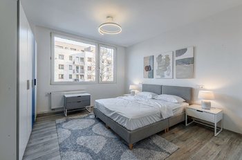 AI - Pronájem bytu 3+1 v osobním vlastnictví 69 m², Praha 9 - Střížkov