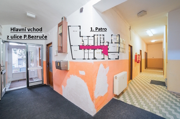 Pronájem kancelářských prostor 600 m², Bílina