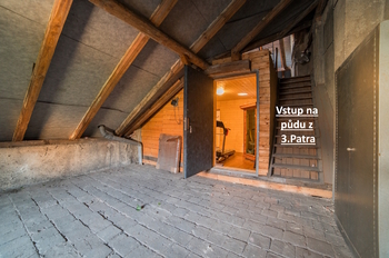 Pronájem kancelářských prostor 600 m², Bílina