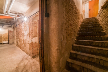 Pronájem kancelářských prostor 600 m², Bílina