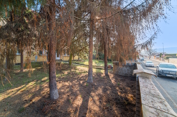 Pronájem kancelářských prostor 600 m², Bílina