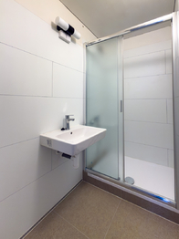 Koupelna - Pronájem bytu 2+kk v osobním vlastnictví 44 m², Písek