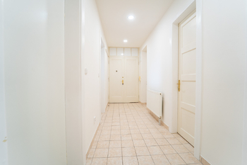Chodba bytu - Pronájem bytu 3+kk v osobním vlastnictví 89 m², Poděbrady