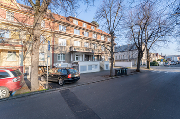 Pohled na bytový dům v Tyršově ulici - Pronájem bytu 3+kk v osobním vlastnictví 89 m², Poděbrady