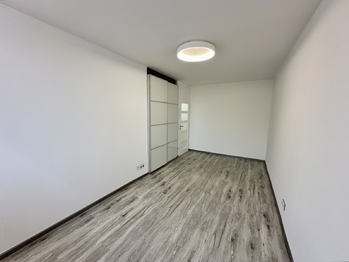 Pronájem bytu 2+1 v osobním vlastnictví 52 m², Praha 10 - Vršovice