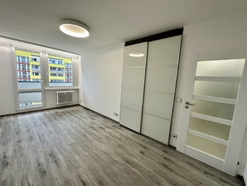 Pronájem bytu 2+1 v osobním vlastnictví 52 m², Praha 10 - Vršovice