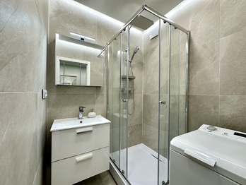 Pronájem bytu 2+1 v osobním vlastnictví 52 m², Praha 10 - Vršovice