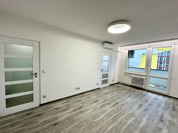Pronájem bytu 2+1 v osobním vlastnictví 52 m², Praha 10 - Vršovice