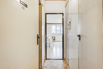 Prodej bytu 2+kk v družstevním vlastnictví 39 m², Praha 4 - Kamýk