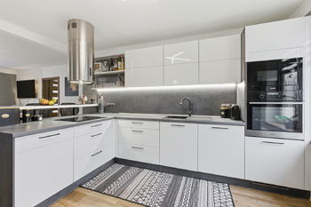 Prodej bytu 4+kk v osobním vlastnictví 120 m², Karlovy Vary