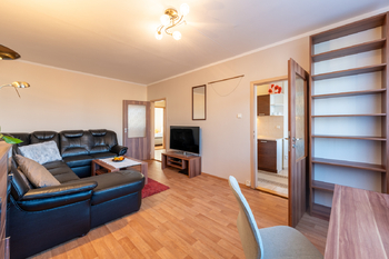 obývací místnost - Pronájem bytu 3+1 v osobním vlastnictví 77 m², Valašské Meziříčí