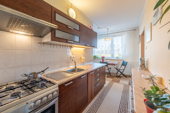 kuchyň - Pronájem bytu 3+1 v osobním vlastnictví 77 m², Valašské Meziříčí