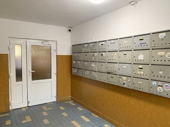 Vstupní chodba - Pronájem bytu 1+kk v osobním vlastnictví 20 m², Rakovník