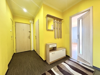 Pronájem bytu 2+1 v osobním vlastnictví 60 m², Chomutov