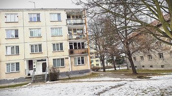 3.patro s balkonem - Prodej bytu 3+1 v osobním vlastnictví 67 m², Louny