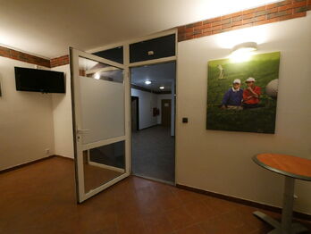 Pronájem kancelářských prostor 23 m², Lety